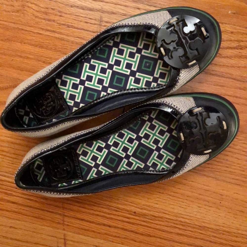 Never Worn Tory Burch Channing Flats